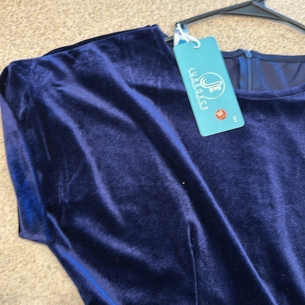 NWT NAVY BLUE party/wedding dress velvety size medium - Picture 4 of 8